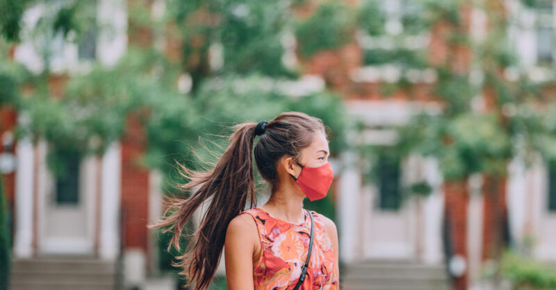 How to Treat and Prevent ‘Maskne’